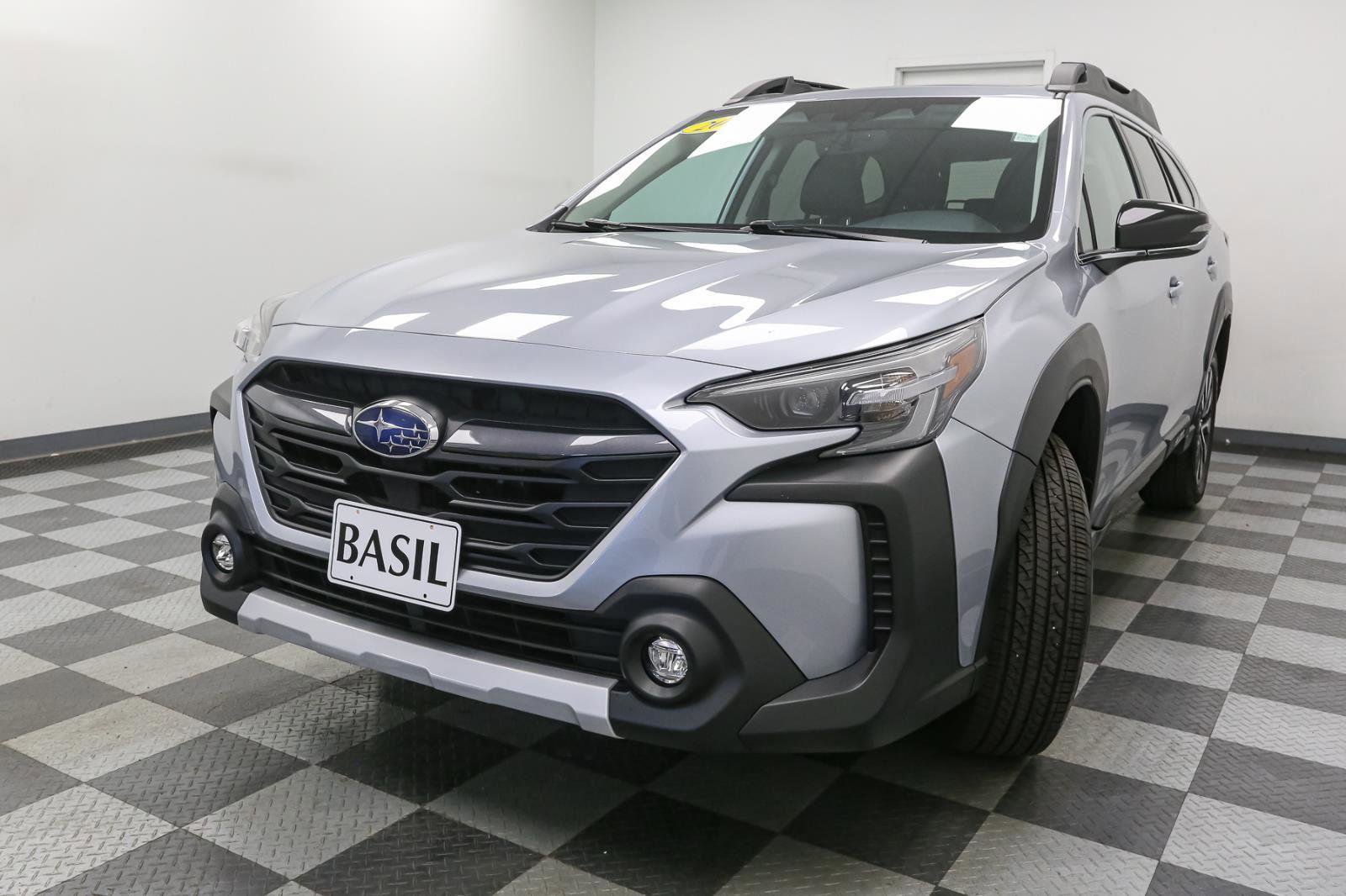 Used 2024 Subaru Outback Limited XT image 4