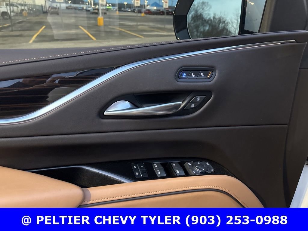 Used 2023 Cadillac Escalade Sport w/ Touring Package image 12