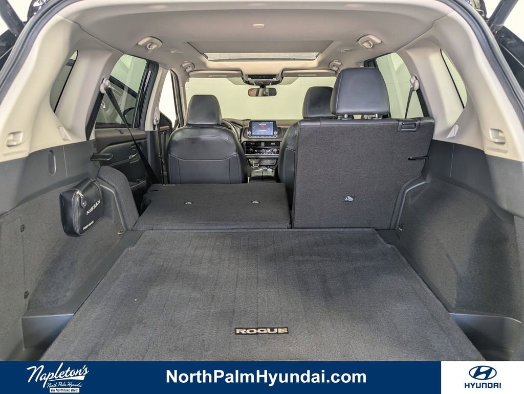 Used 2023 Nissan Rogue SV w/ SV Premium Package image 27