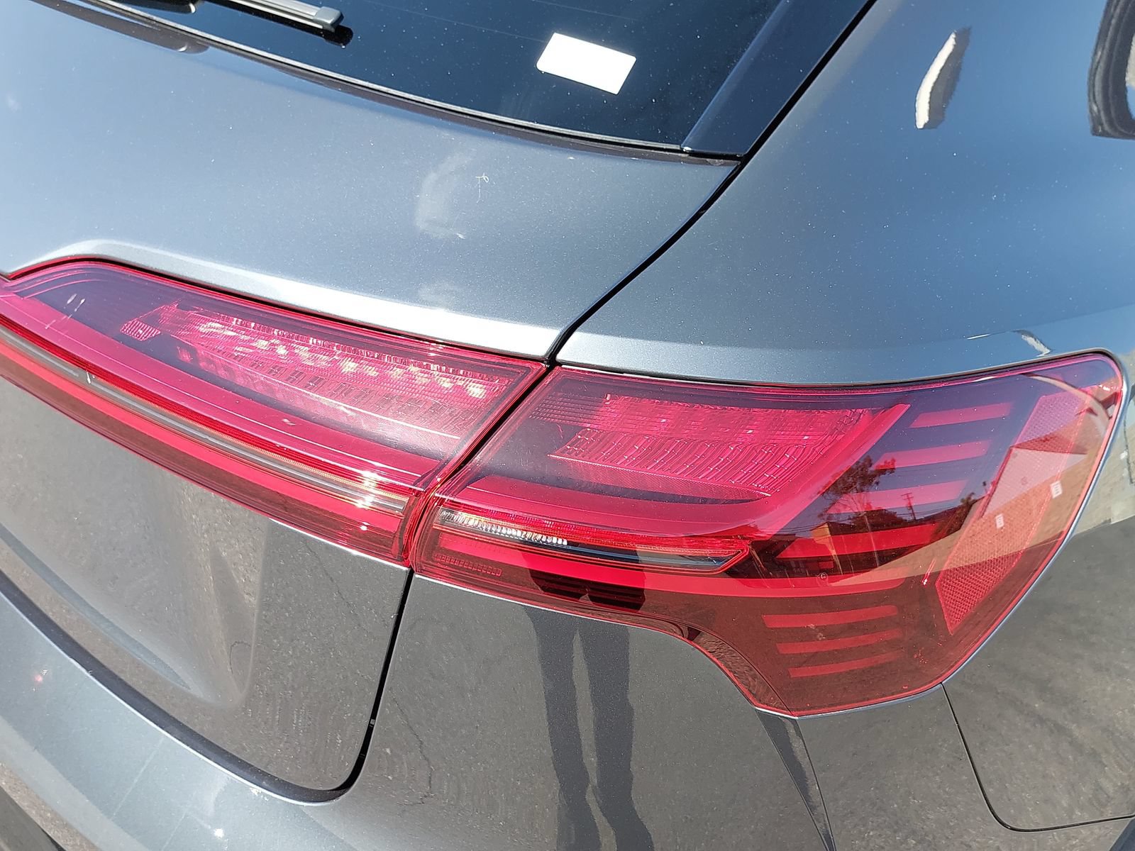 Used 2024 Audi Q8 e-tron Premium Plus AWD/4WD image 39