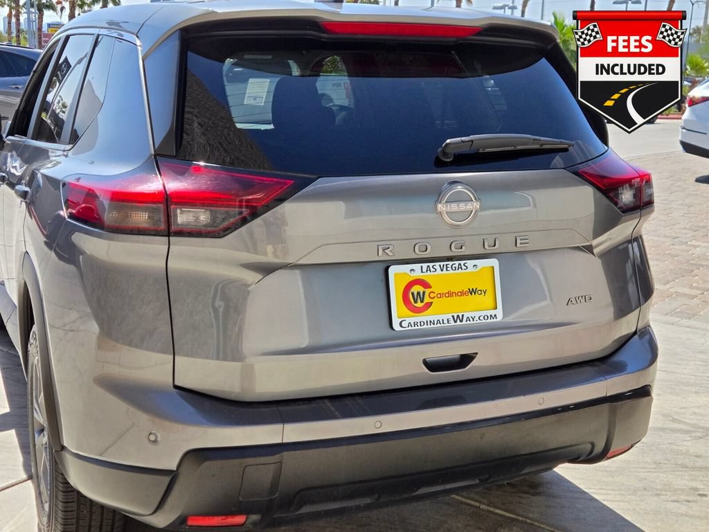 Used 2024 Nissan Rogue S AWD/4WD image 5