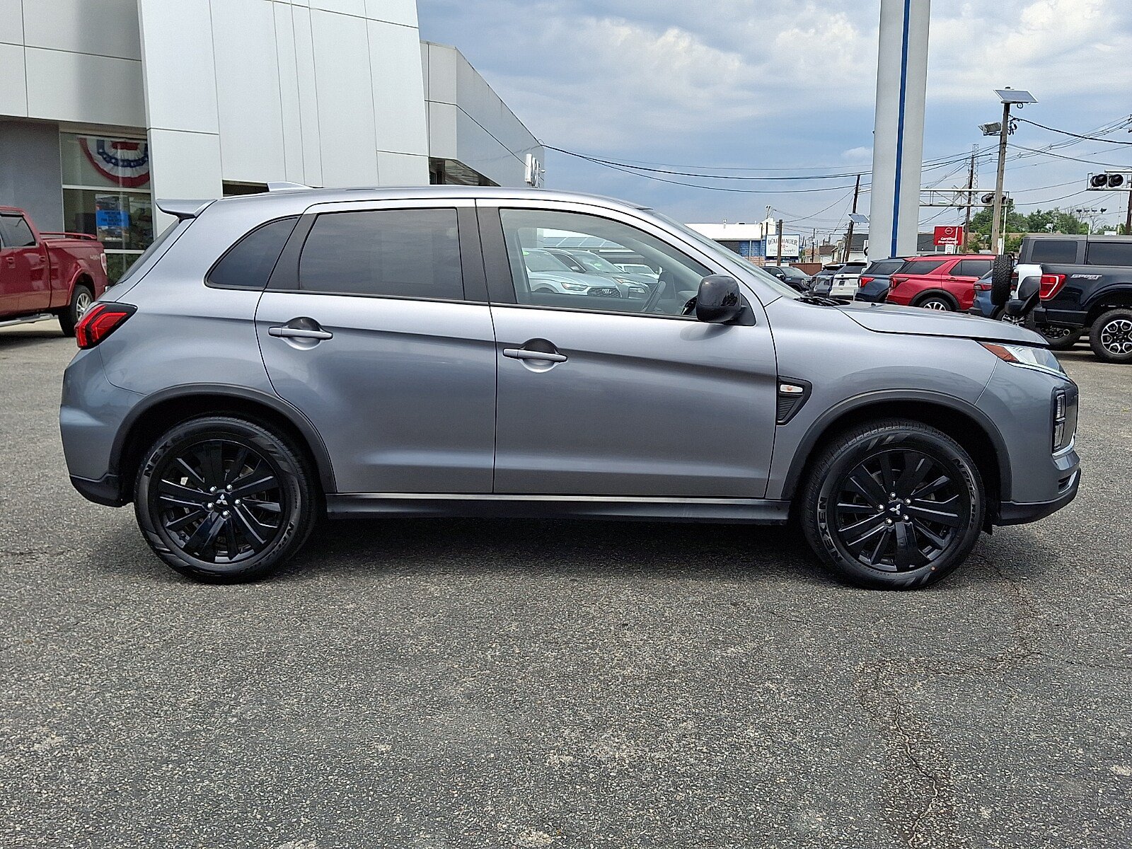 Used 2022 Mitsubishi Outlander Sport LE FWD image 6