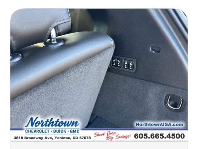 Used 2024 Cadillac XT6 Sport image 25