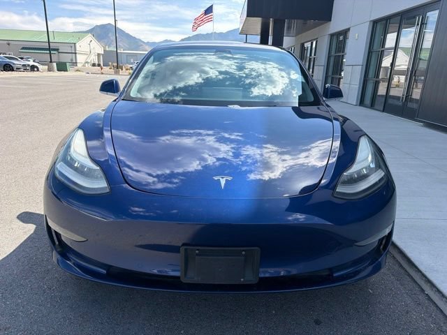 Used 2018 Tesla Model 3 Long Range RWD image 2