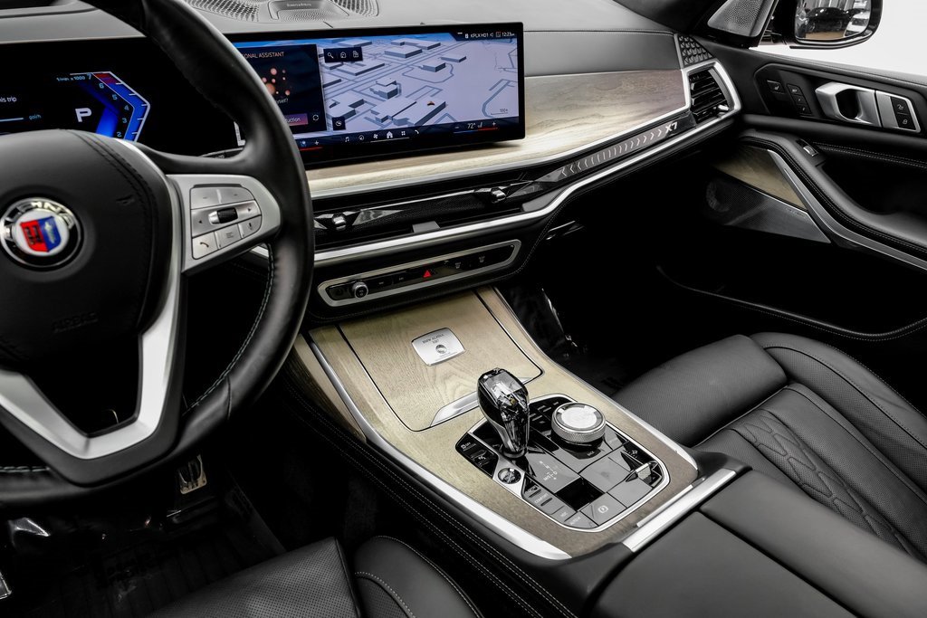 Used 2024 BMW ALPINA XB7 image 23