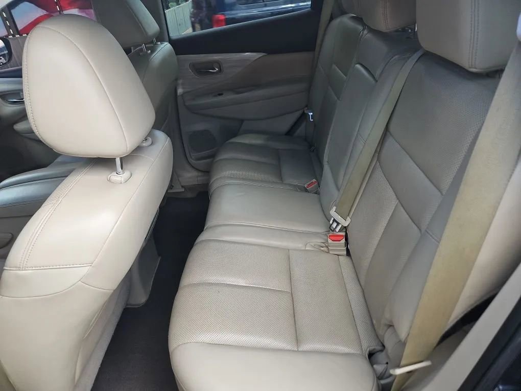 Used 2015 Nissan Murano Platinum w/ Platinum Technology Package image 10