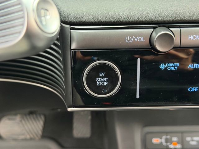 New 2026 Hyundai Ioniq 5 SEL image 24