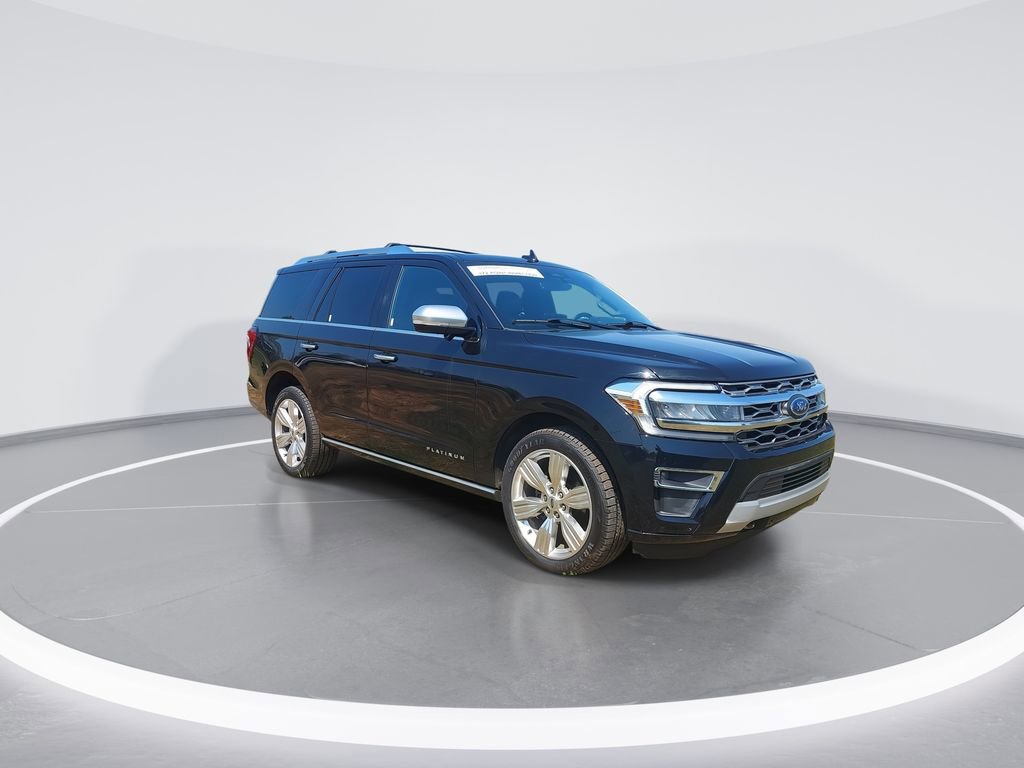 Used 2022 Ford Expedition Platinum image 2