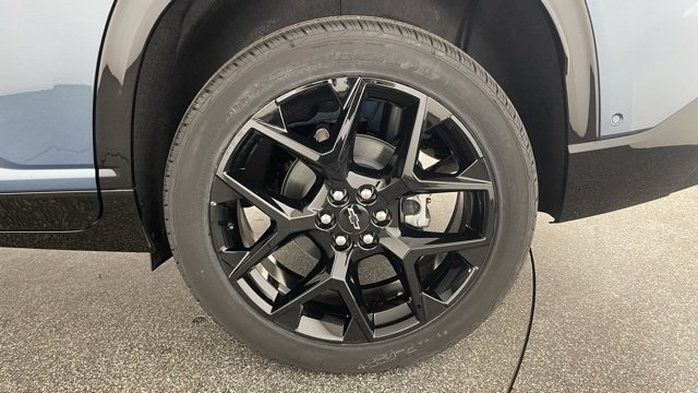 Used 2025 Chevrolet Traverse RS image 51