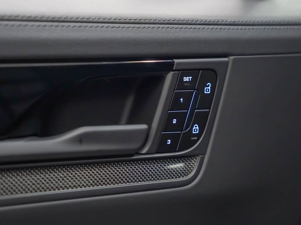 Certified 2025 Porsche Cayenne GTS image 18