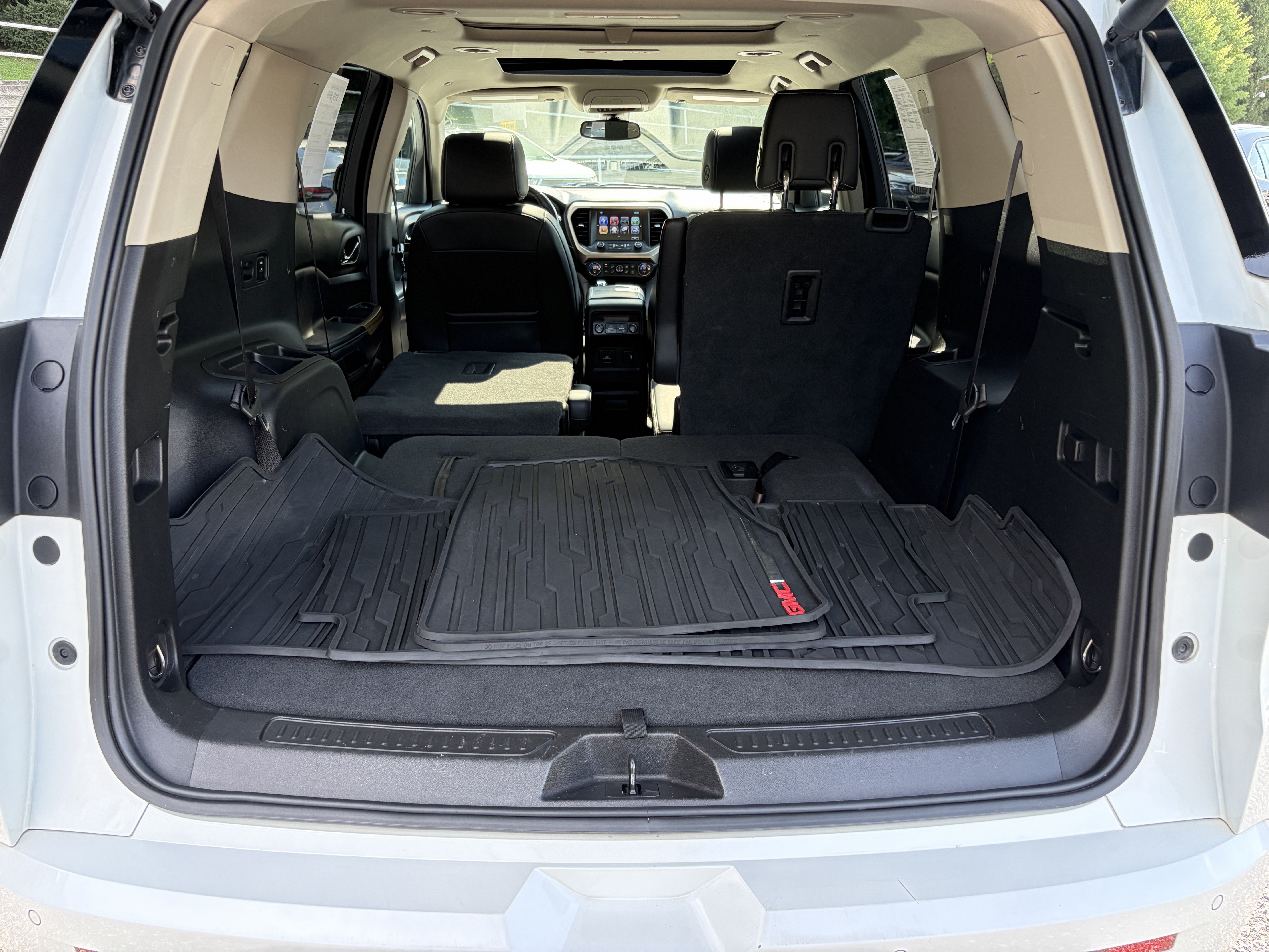Used 2018 GMC Acadia Denali w/ LPO, Protection Package AWD/4WD image 7