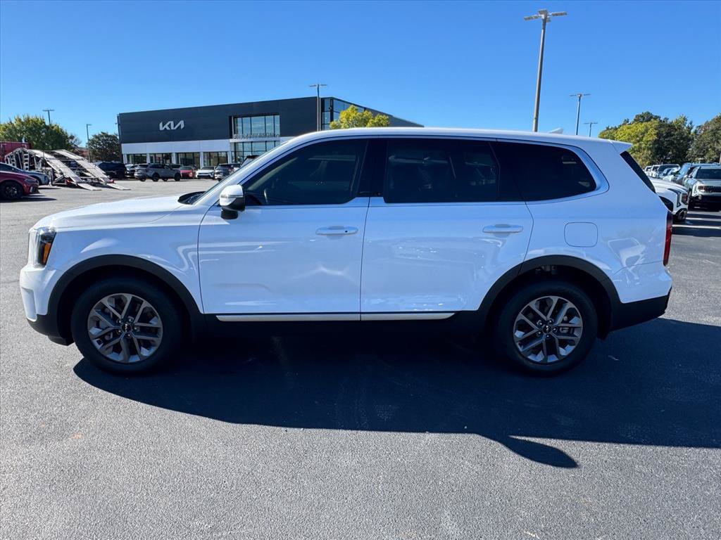 Certified 2024 Kia Telluride LX FWD image 6