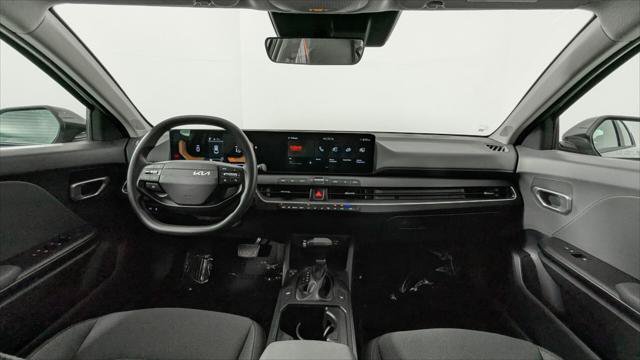 Used 2026 Kia K4 FWD image 25