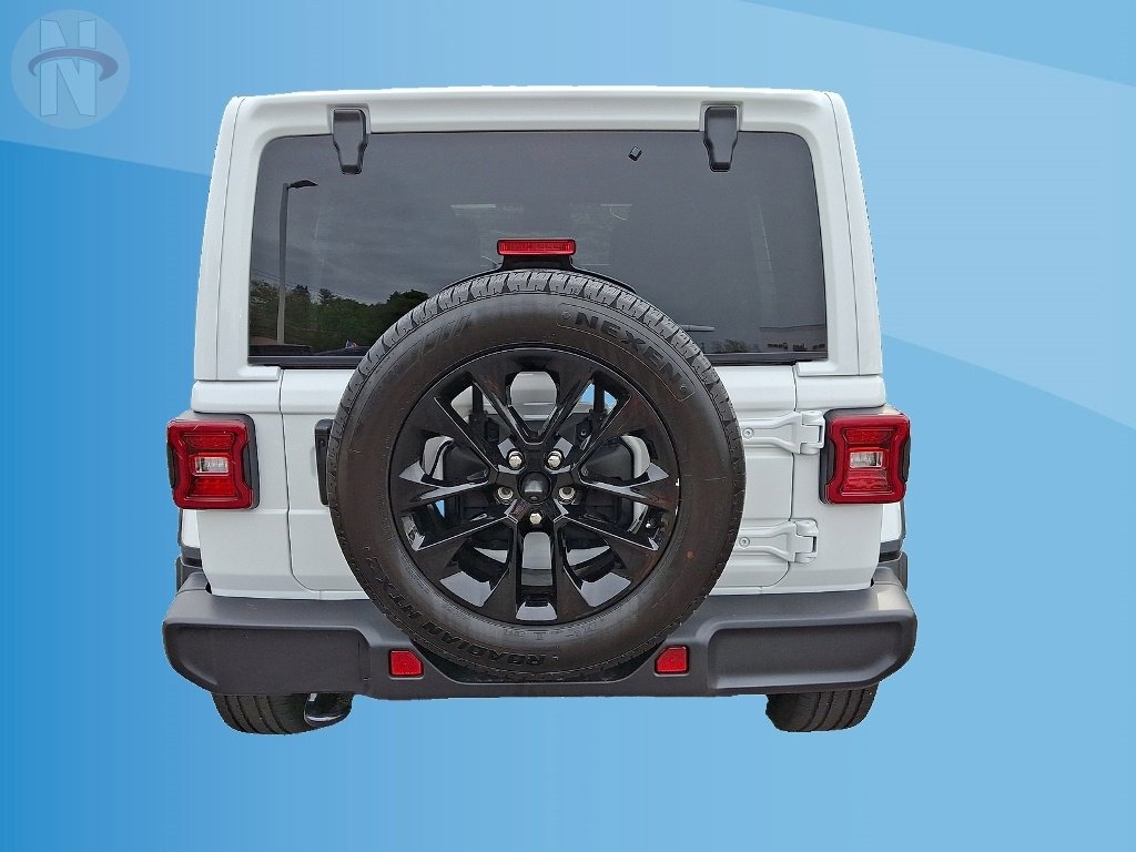 Certified 2025 Jeep Wrangler Unlimited Sahara AWD/4WD image 15