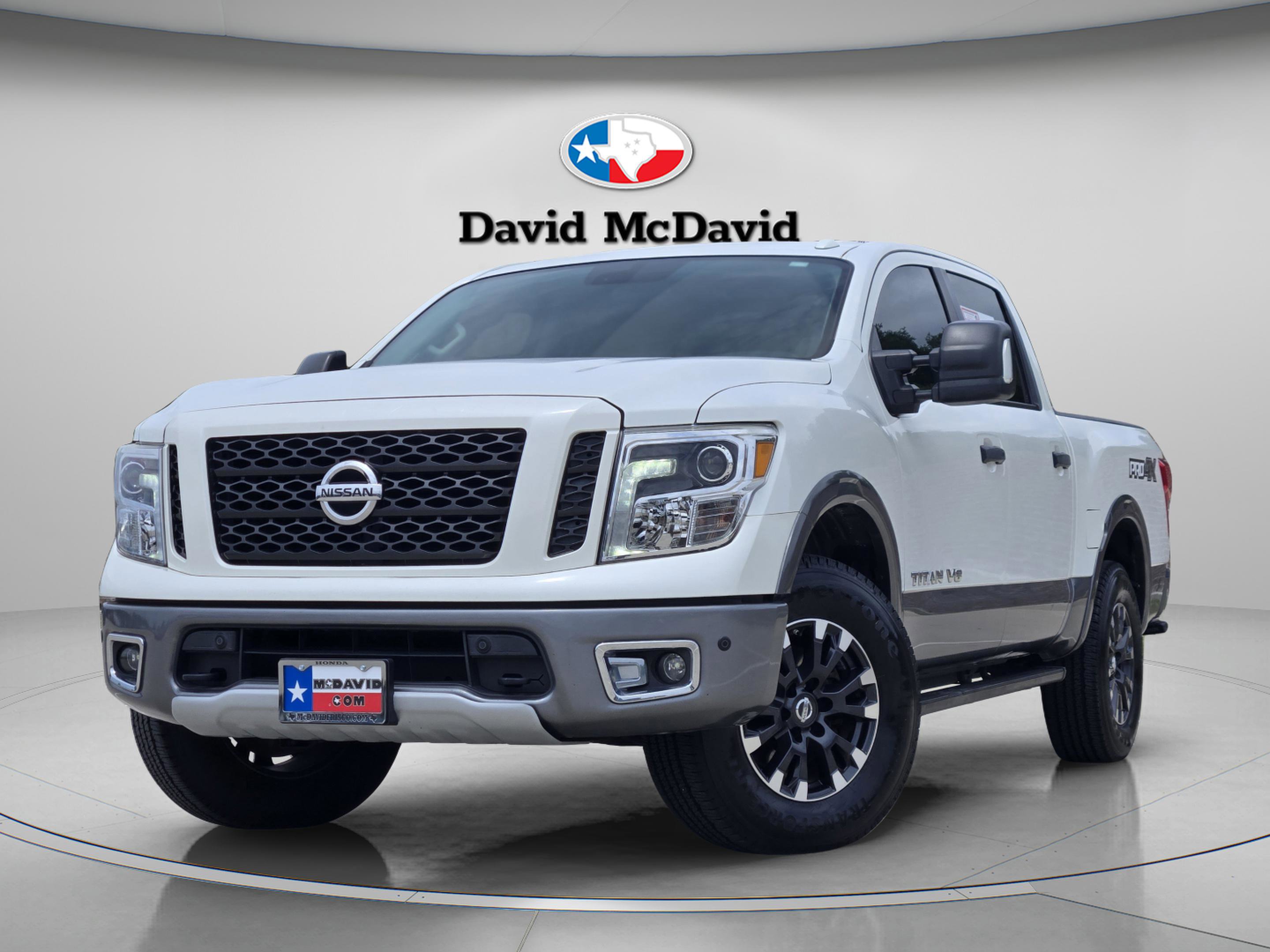 Used 2018 Nissan Titan PRO-4X w/ Pro-4x Utility Package AWD/4WD video 1