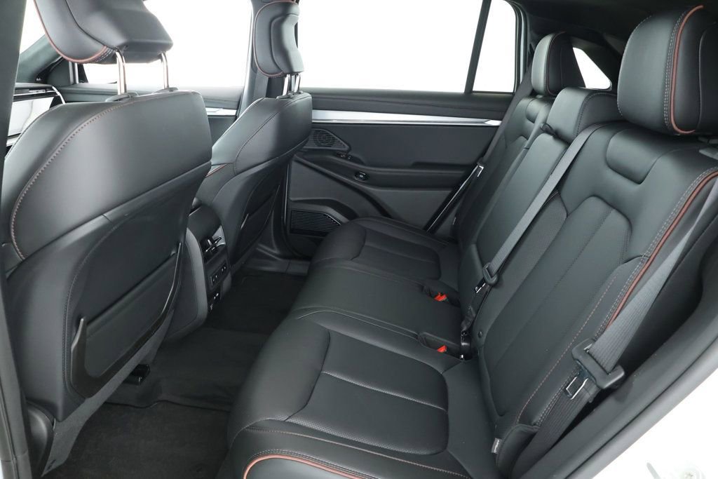 Used 2024 Jeep Wagoneer Launch Edition image 20