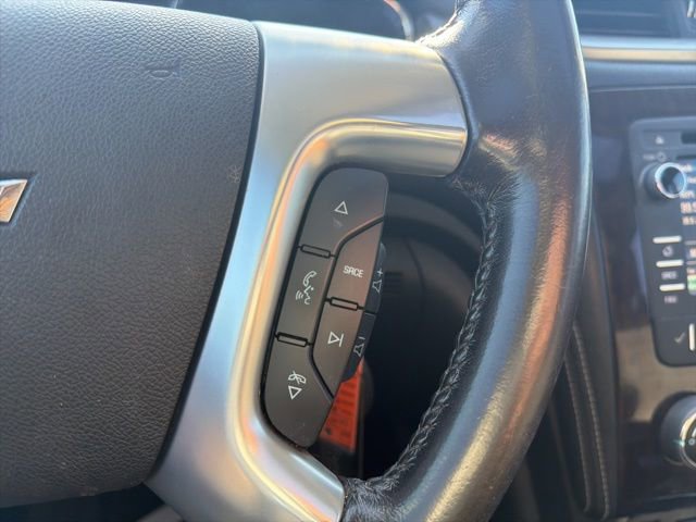 Used 2016 Chevrolet Traverse LT w/ Style and Technology Package FWD image 36