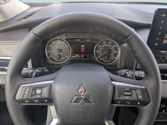 New 2026 Mitsubishi Outlander SE image 35