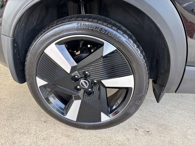 Used 2025 Nissan Kicks SR image 38