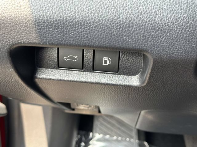Used 2023 Toyota Crown AWD/4WD image 13