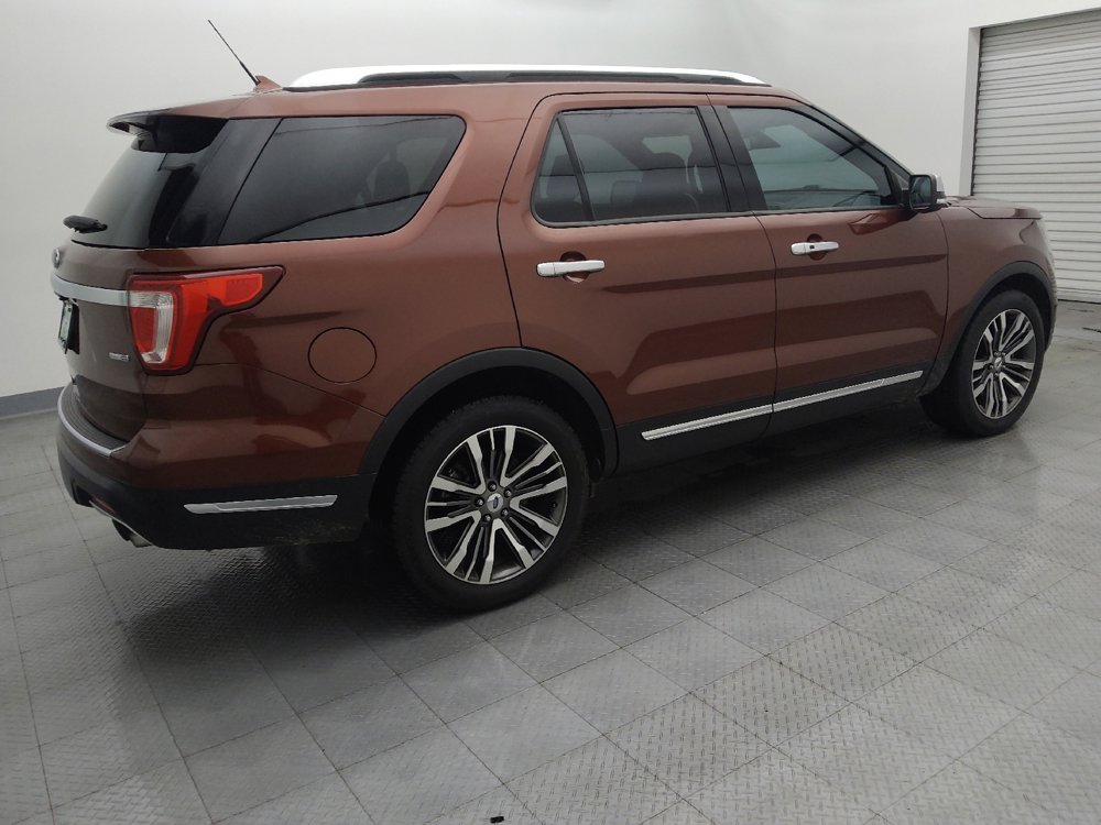 Used 2018 Ford Explorer Platinum AWD/4WD image 10