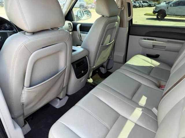 Used 2010 Chevrolet Silverado 1500 LT w/ Power Pack Plus AWD/4WD image 18