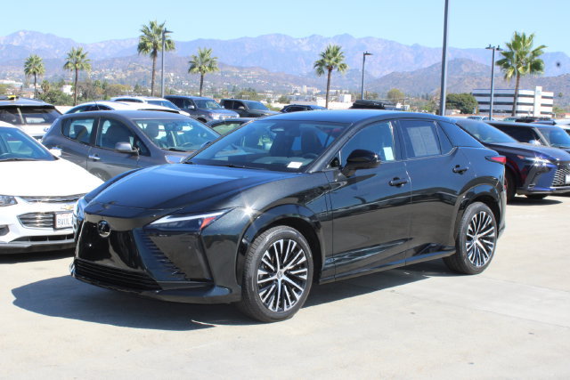 Certified 2023 Lexus RZ 450e Premium w/ Accessory Package (Z1) AWD/4WD image 3