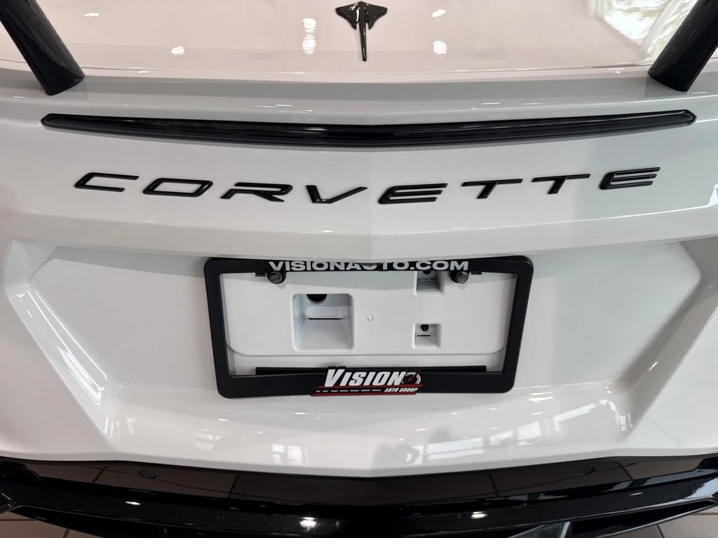 Used 2025 Chevrolet Corvette Stingray Preferred Cpe w/ Z51 Performance Package RWD image 12