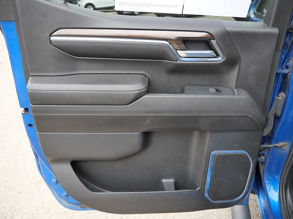 Used 2023 Chevrolet Silverado 1500 RST w/ Protection Package AWD/4WD image 25