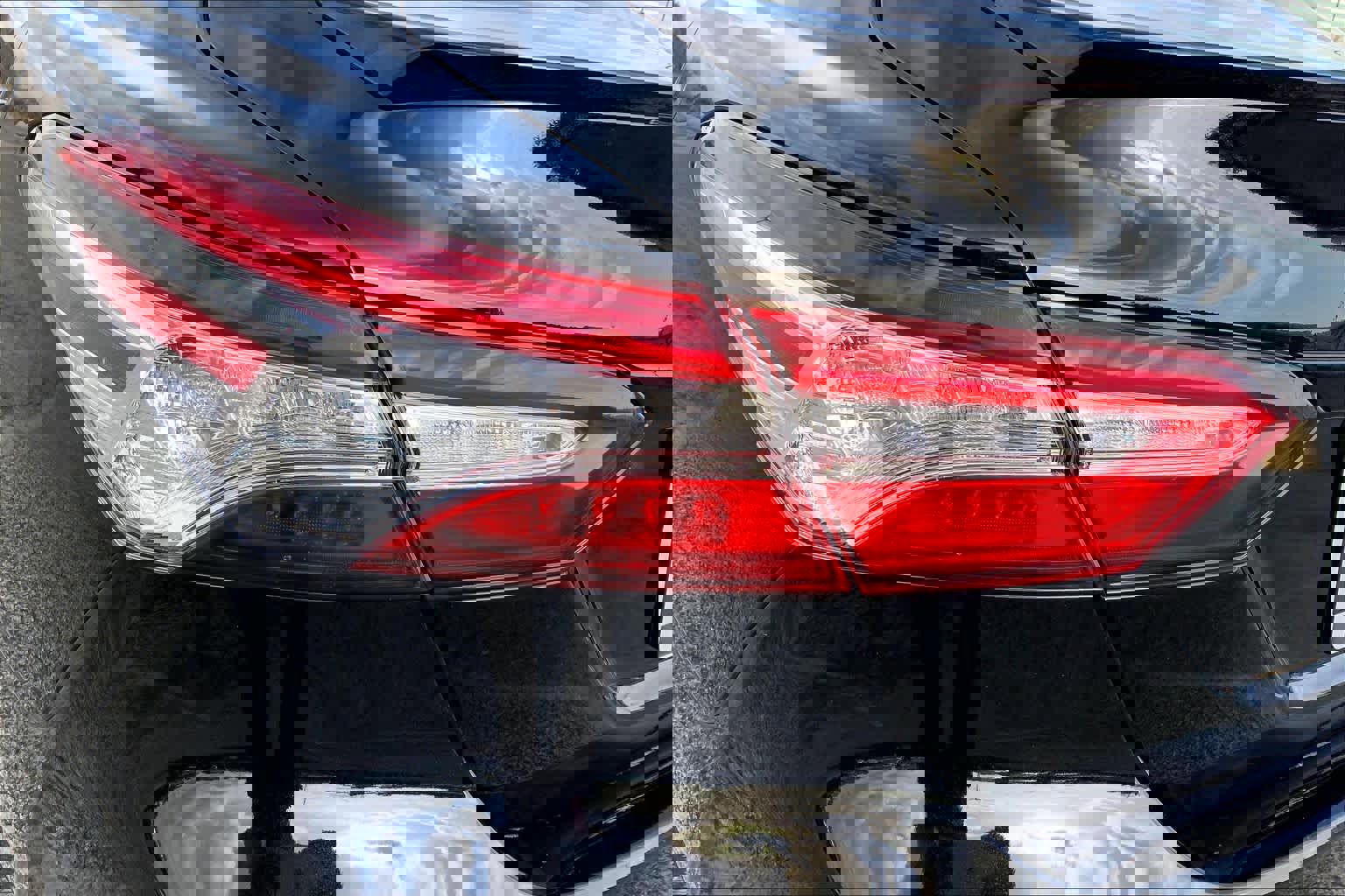 Used 2019 Toyota Camry XLE image 28