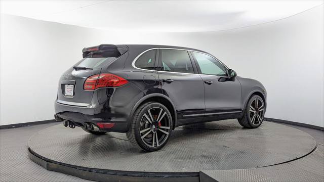 Used 2014 Porsche Cayenne Turbo AWD/4WD image 8