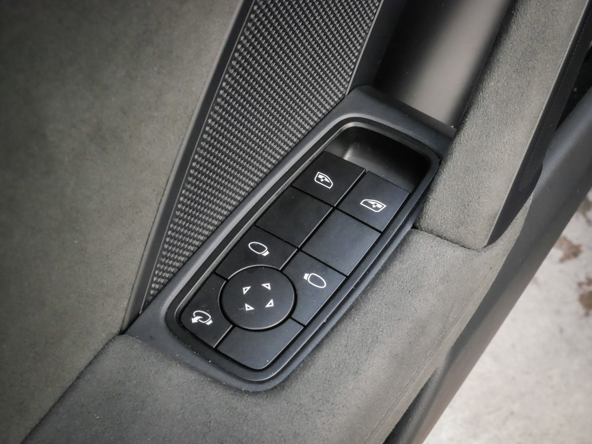 Used 2024 Porsche 911 Carrera 4 GTS image 14