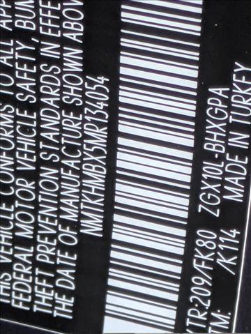 Used 2021 Toyota C-HR XLE FWD image 22