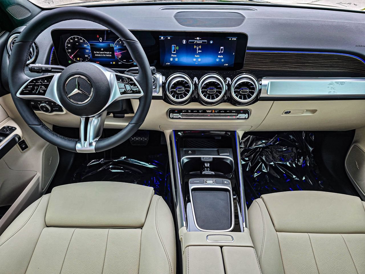 New 2026 Mercedes-Benz GLB 250 4MATIC image 31