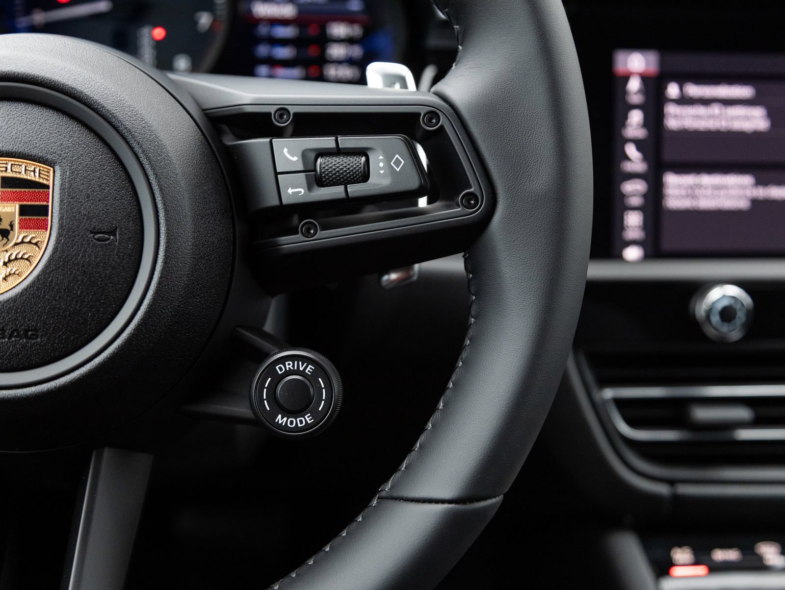 New 2026 Porsche Macan Turbo AWD/4WD image 16