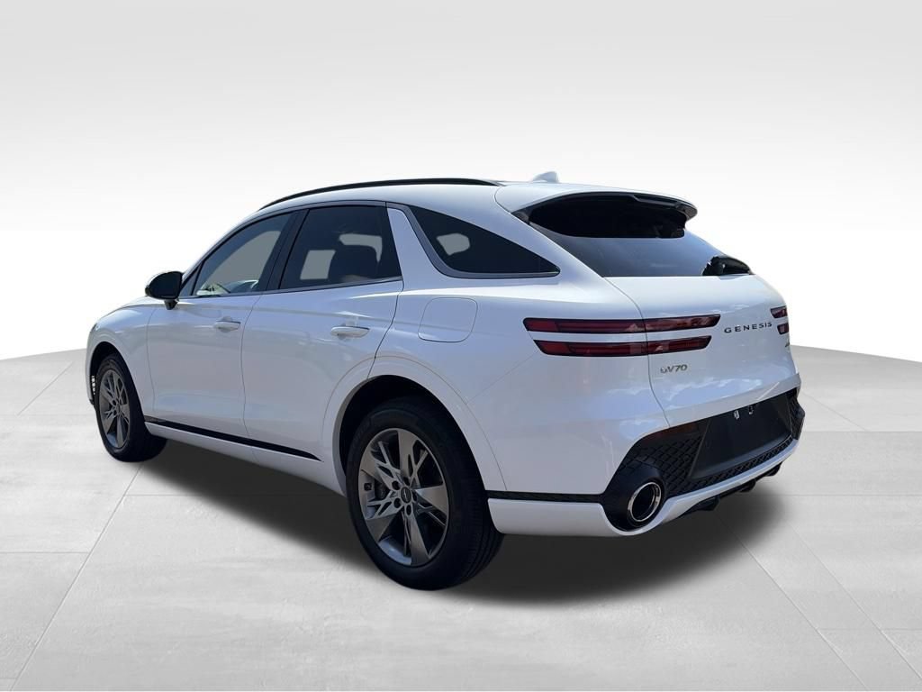 Certified 2025 Genesis GV70 3.5T Sport AWD/4WD image 15
