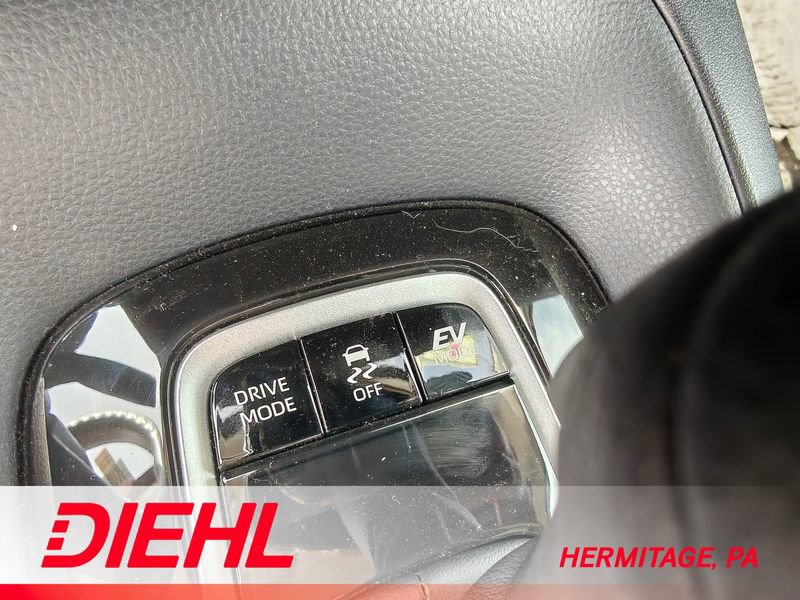 Used 2026 Toyota Corolla LE w/ LE Premium Package image 1