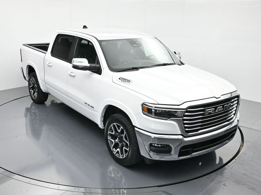 Used 2025 RAM 1500 Laramie image 30
