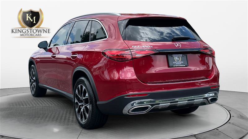 Used 2025 Mercedes-Benz GLC 350e 4MATIC image 3