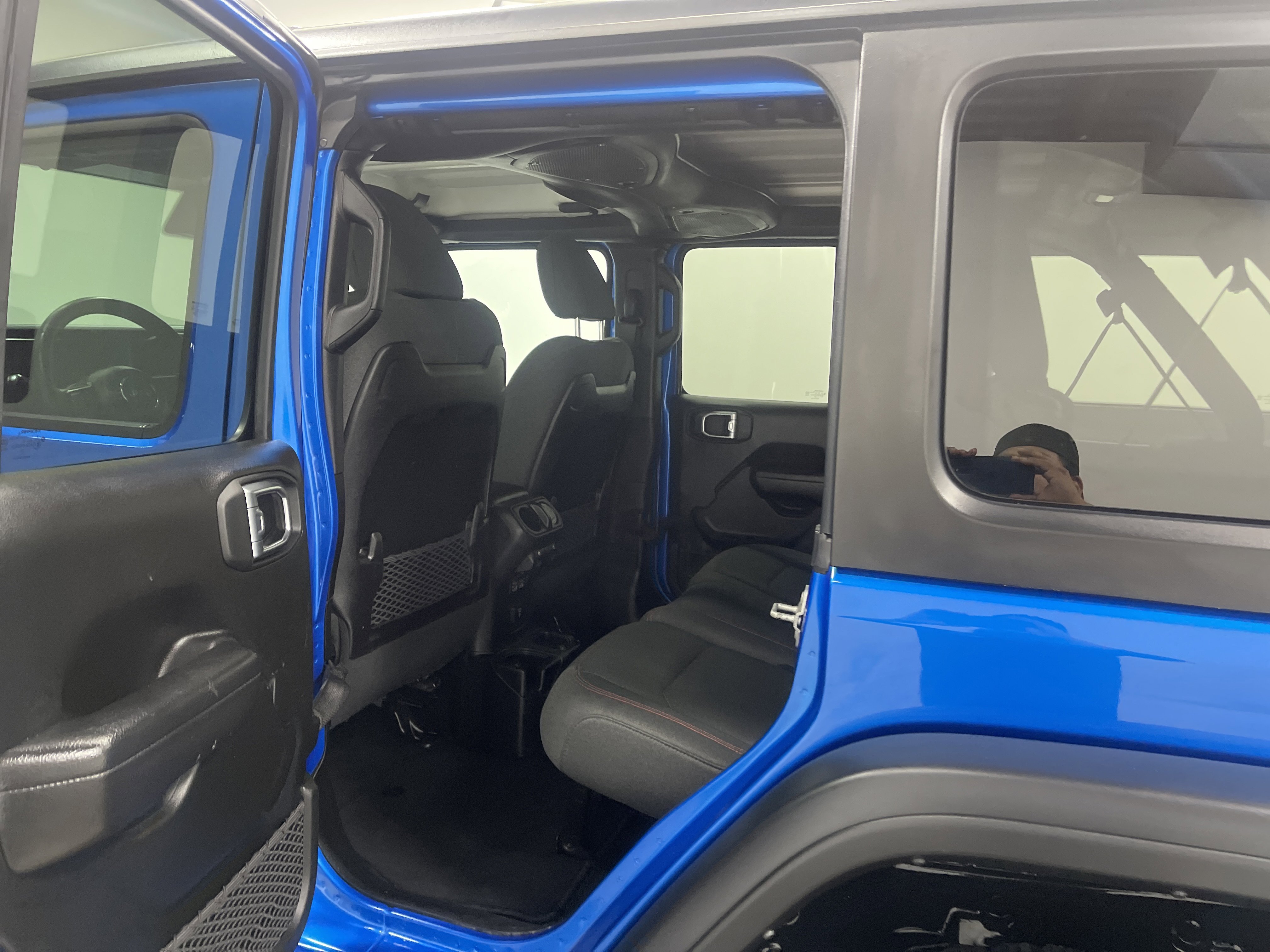 Used 2024 Jeep Wrangler Unlimited Rubicon image 13