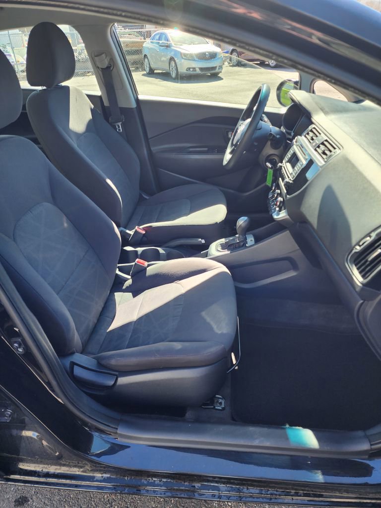 Used 2017 Kia Rio LX w/ Power Package image 6