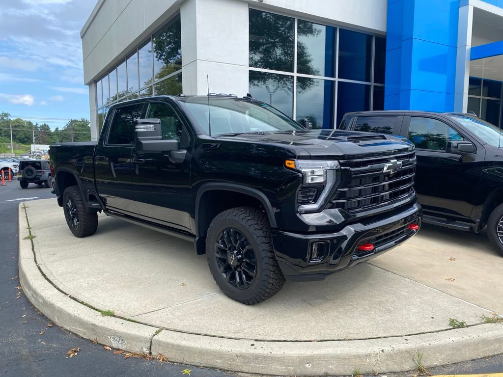 New 2026 Chevrolet Silverado 2500 LTZ w/ LTZ Plus Package AWD/4WD image 1