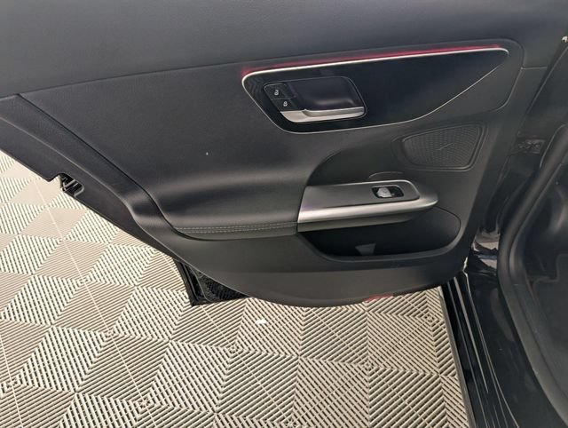Used 2024 Mercedes-Benz C 300 Sedan image 26