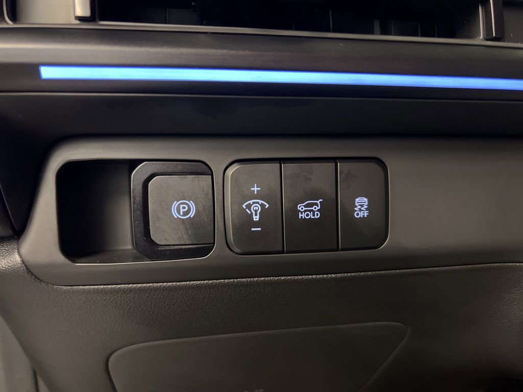 Used 2025 Hyundai Santa Fe Calligraphy image 29