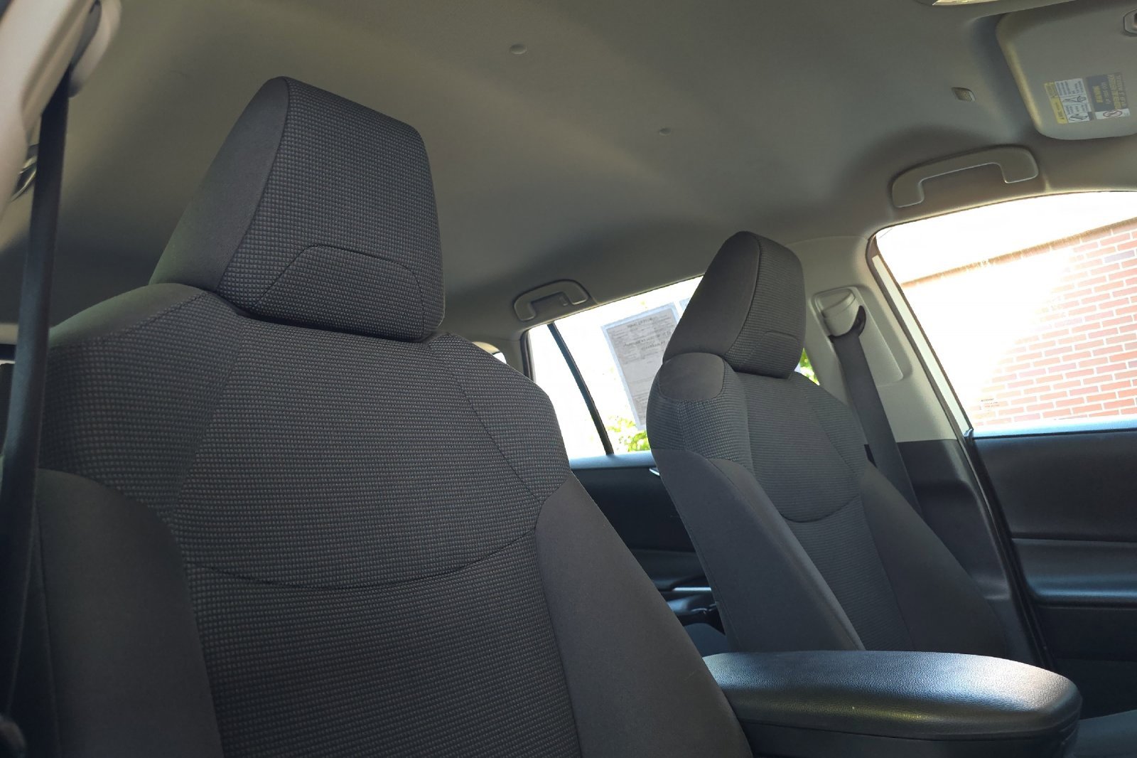 Used 2023 Toyota RAV4 LE image 19