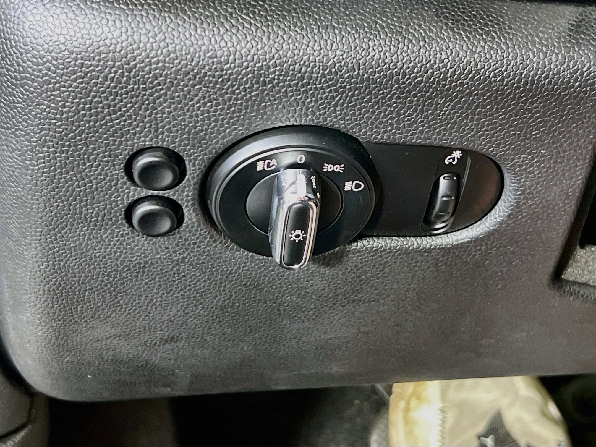 Used 2019 MINI Cooper S FWD image 10