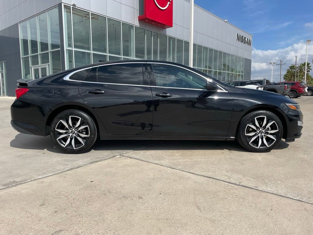 Used 2024 Chevrolet Malibu RS w/ LPO, Floor Liner Package image 2