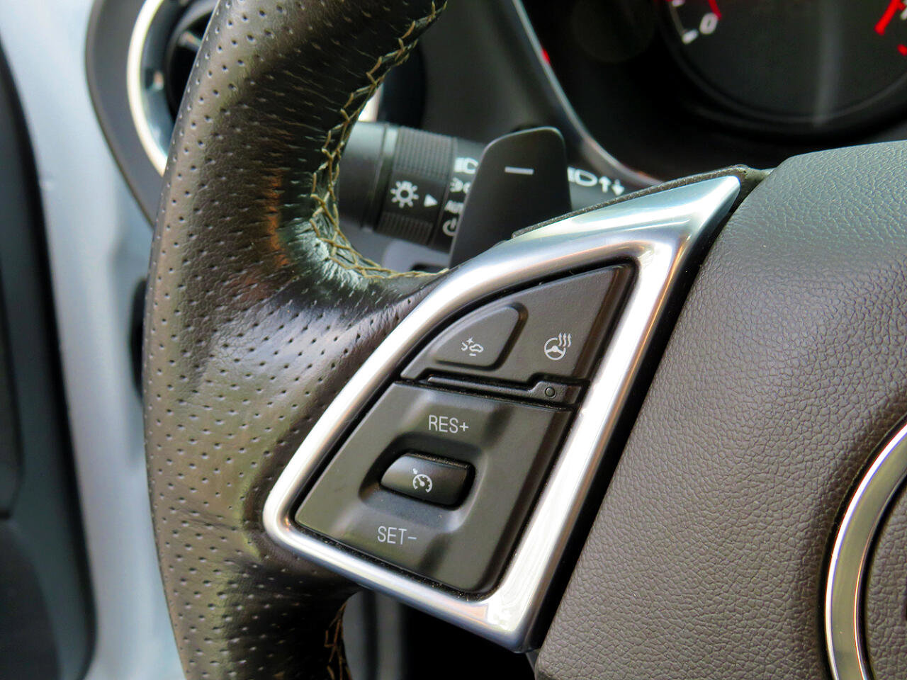 Used 2021 Chevrolet Camaro SS image 21