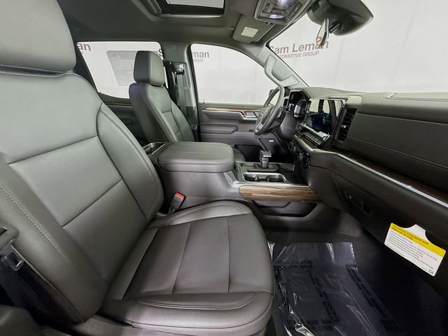 New 2026 Chevrolet Silverado 1500 RST w/ Dark Appearance Package image 31