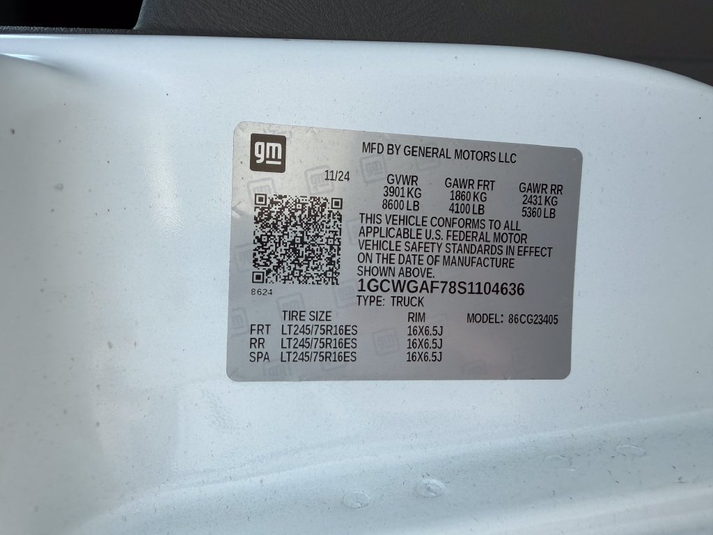 New 2025 Chevrolet Express 2500 w/ Driver Convenience Package RWD image 24